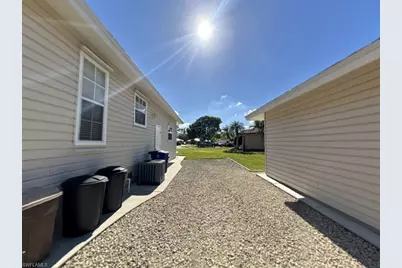 11425 Habersham Ct, North Fort Myers, FL 33917 - Photo 30