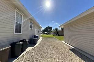 11425 Habersham Ct, North Fort Myers, FL 33917 - Photo 30