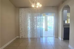 137 SE 16th St, Cape Coral, FL 33990 - Photo 24