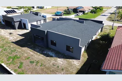 2116 SW 15th Ave, Cape Coral, FL 33991 - Photo 4
