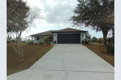 9012 E Mac Ct, Labelle, FL 33935 - Photo 2