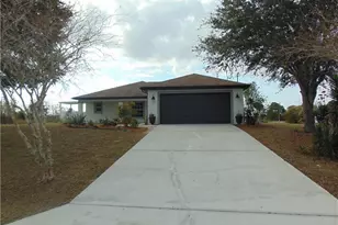 9012 E Mac Ct, Labelle, FL 33935 - Photo 2