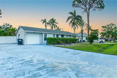 7189 Vassar Dr, Fort Myers, FL 33908 - Photo 1