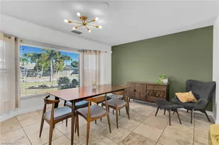 102 SE 42nd St, Cape Coral, FL 33904 - Photo 8