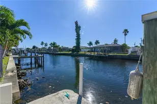 102 SE 42nd St, Cape Coral, FL 33904 - Photo 34