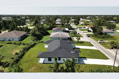 121 Ichabod Ave, Lehigh Acres, FL 33973 - Photo 8