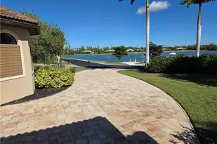 2406 Kismet Lakes Ln, Cape Coral, FL 33993 - Photo 6