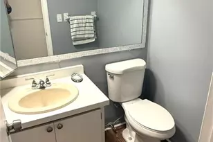 1406 Park Shore Cir, Fort Myers, FL 33901 - Photo 8