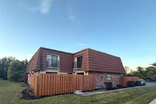 1406 Park Shore Cir, Fort Myers, FL 33901 - Photo 1