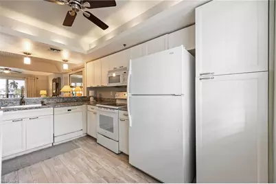 18068 San Carlos Blvd #515, Fort Myers Beach, FL 33931 - Photo 14