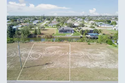 1712 SW 17th Ave, Cape Coral, FL 33991 - Photo 1