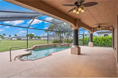 1912 Tropicana Pkwy W, Cape Coral, FL 33993 - Photo 10