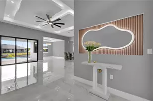 842 SW 15th St, Cape Coral, FL 33991 - Photo 4