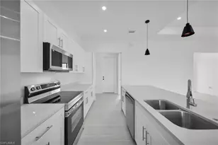 3543 NE 14th Pl, Cape Coral, FL 33909 - Photo 10