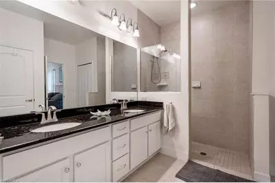 811 SE 33rd Ter, Cape Coral, FL 33904 - Photo 24