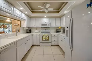 4025 SE 19th Pl, Cape Coral, FL 33904 - Photo 16