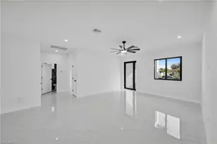 1810 NE 6th Pl, Cape Coral, FL 33909 - Photo 10