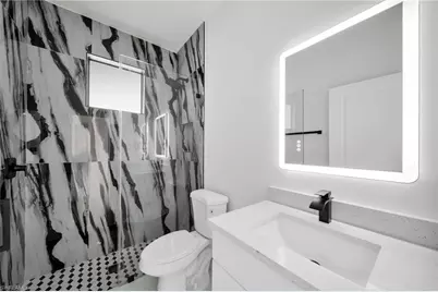 1810 NE 6th Pl, Cape Coral, FL 33909 - Photo 22