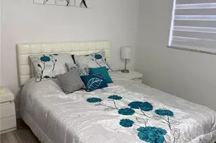 1335 NE Pine Island Ln, Cape Coral, FL 33909 - Photo 8