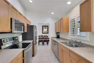 5 SE 20th Pl, Cape Coral, FL 33990 - Photo 10