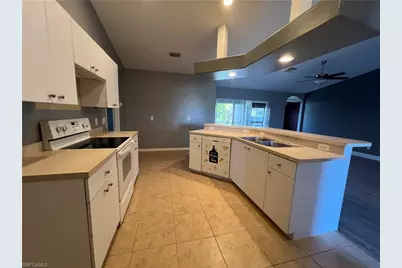1722 NW 18th Ter, Cape Coral, FL 33993 - Photo 4
