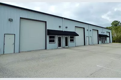 909 NE 27th Ln #2, Cape Coral, FL 33909 - Photo 2