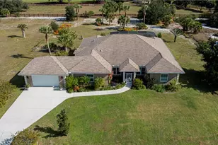18110 Traverse Dr, Alva, FL 33920 - Photo 2