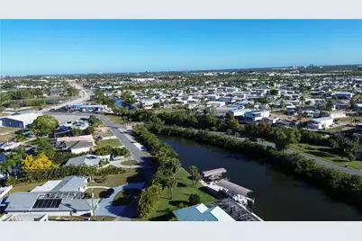17740 Broadway Ave, Fort Myers Beach, FL 33931 - Photo 16