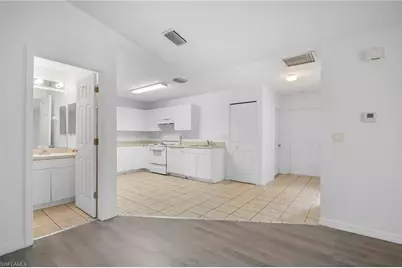 4646 15th St SW, Lehigh Acres, FL 33973 - Photo 14