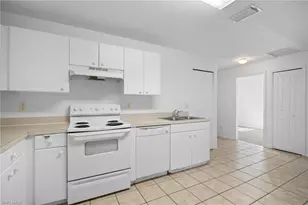 4646 15th St SW, Lehigh Acres, FL 33973 - Photo 8