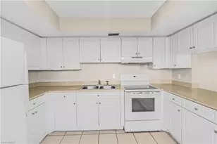 2927 SE 15th Pl, Cape Coral, FL 33904 - Photo 18