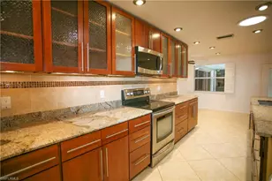 1525 Covington Cir E, Fort Myers, FL 33919 - Photo 12
