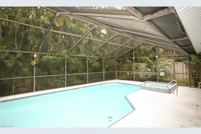 1525 Covington Cir E, Fort Myers, FL 33919 - Photo 30