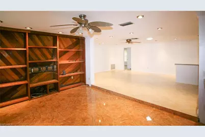 1525 Covington Cir E, Fort Myers, FL 33919 - Photo 2