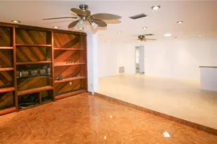 1525 Covington Cir E, Fort Myers, FL 33919 - Photo 2