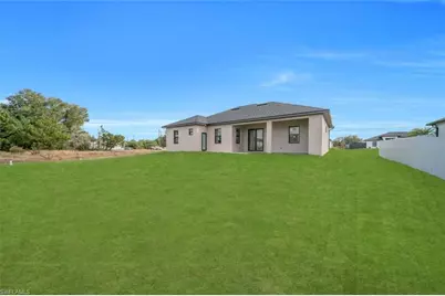 3402 15th St SW, Lehigh Acres, FL 33976 - Photo 32