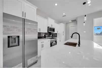 3402 15th St SW, Lehigh Acres, FL 33976 - Photo 10