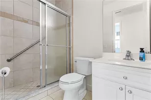 2123 Davis Blvd, Fort Myers, FL 33905 - Photo 14