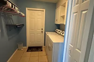 4409 Jacaranda Pkwy W, Cape Coral, FL 33993 - Photo 12