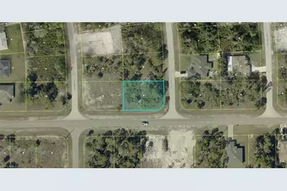 770 Chelsea Ave S, Lehigh Acres, FL 33974 - Photo 2