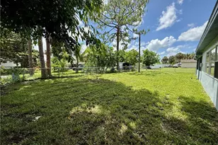 314 Vermont Way, Lehigh Acres, FL 33936 - Photo 40