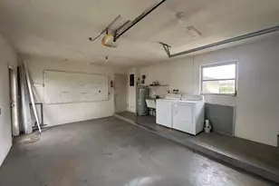 1727 Cornwallis Pkwy, Cape Coral, FL 33904 - Photo 20