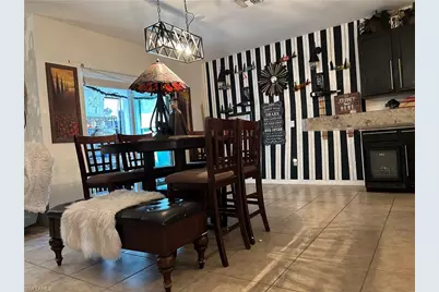 442 SW 19th Ln, Cape Coral, FL 33991 - Photo 4