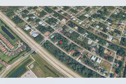 613/615 Meadow Rd, Lehigh Acres, FL 33973 - Photo 6