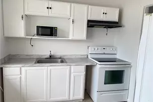 15 Vineyard St, Lehigh Acres, FL 33936 - Photo 1