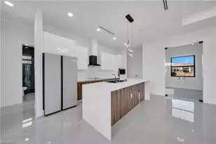 3105 28th St SW, Lehigh Acres, FL 33976 - Photo 6