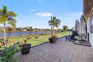 2613 Manzilla Ln, Cape Coral, FL 33909 - Photo 24
