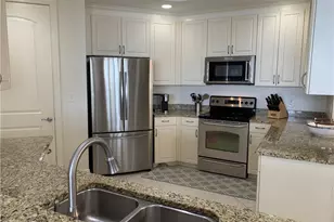2090 W First St, Fort Myers, FL 33901 - Photo 10