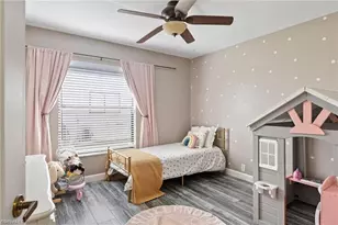 6656 Wakefield Dr, Fort Myers, FL 33966 - Photo 10