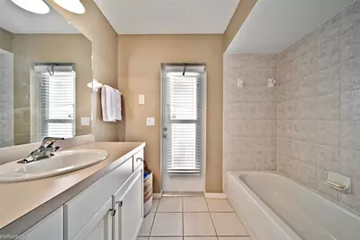 22 SE 13th Ave, Cape Coral, FL 33990 - Photo 28